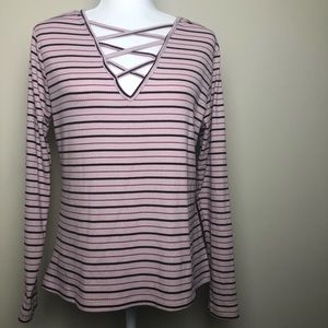 Mossimo long sleeve shirt